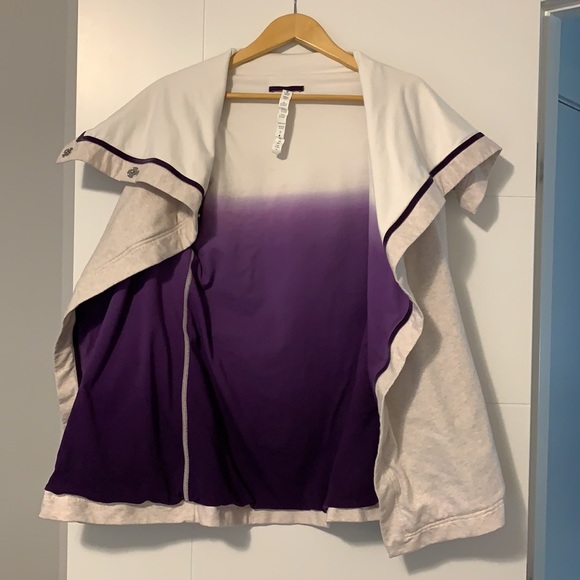 Lululemon Savasana Wrap - Picture 2 of 7